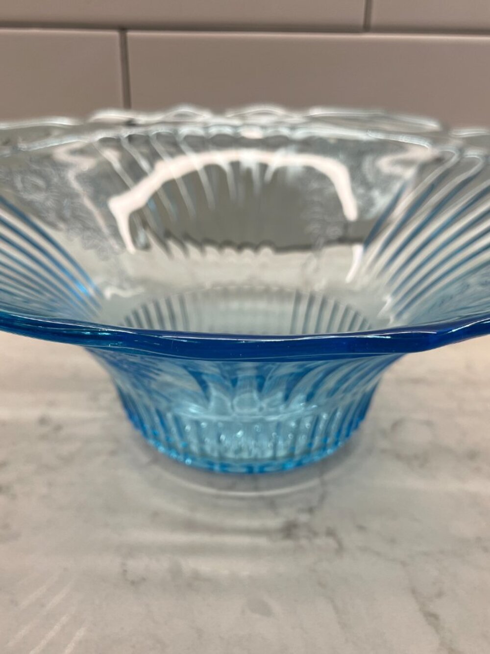 Anchor Hocking 1930’s Mayfair “Open Rose” Ice Blue LARGE FLARED FRUIT BOWL